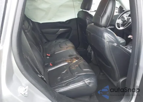 2019 Jeep Cherokee Limited Fwd z USA, uszkodzony, nr VIN 1C4PJLDB7KD332456